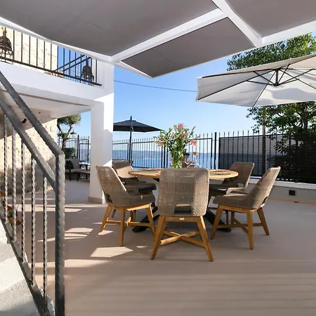 Bella Vista Heritage Oasis *