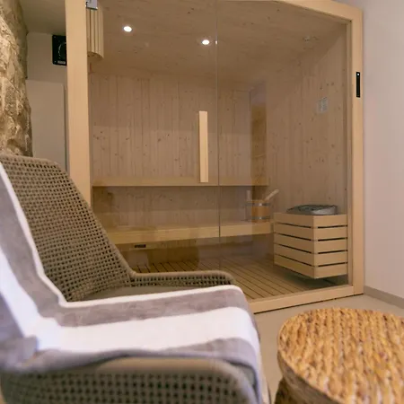 Bella Vista Heritage Oasis * Podstrana