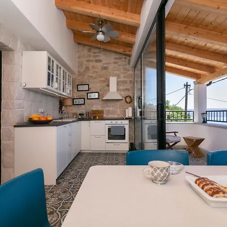 Bella Vista Heritage Oasis *
